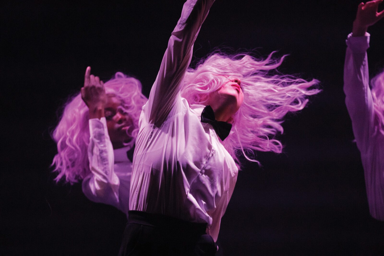 scene performance dance