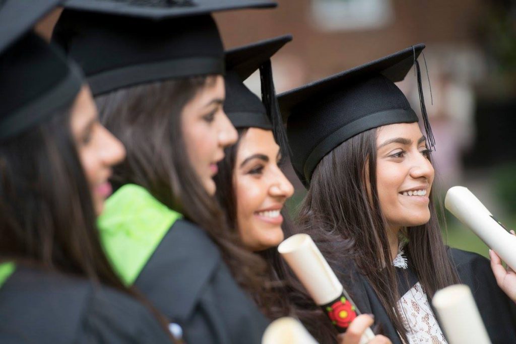 studera i london med blueberry