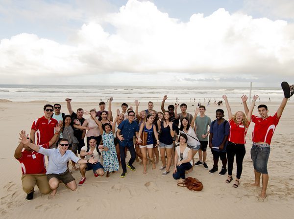 Studera utomlands i Australien, Queensland, Griffith University, Brisbane, Gold Coast, utlandsstudier, ansök via blueberry.nu, Griffith Mates, Internationella studenter, strand, vänner,